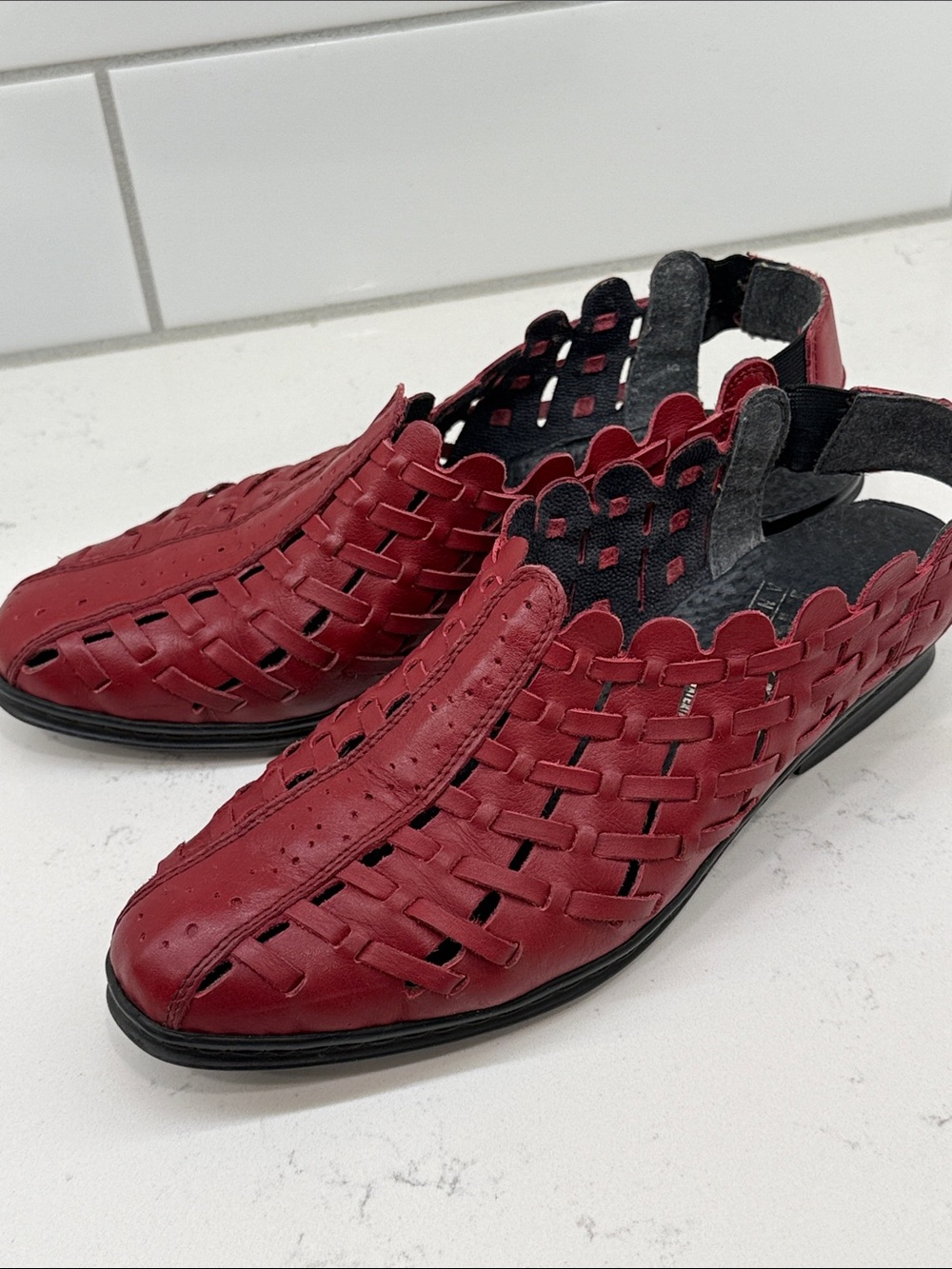 Rieker Red Woven Leather Slip-On Shoes sz 40 9.5